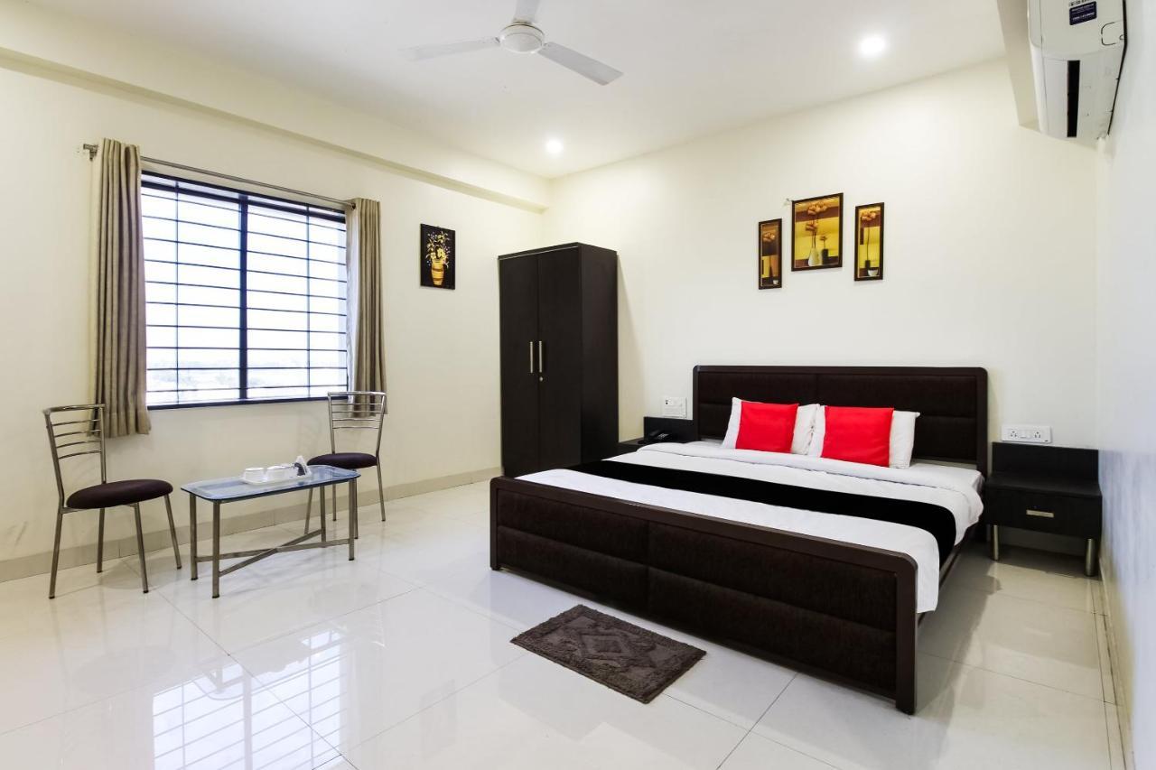 Capital O70964 Hotel D Mercy Nagpur Eksteriør bilde