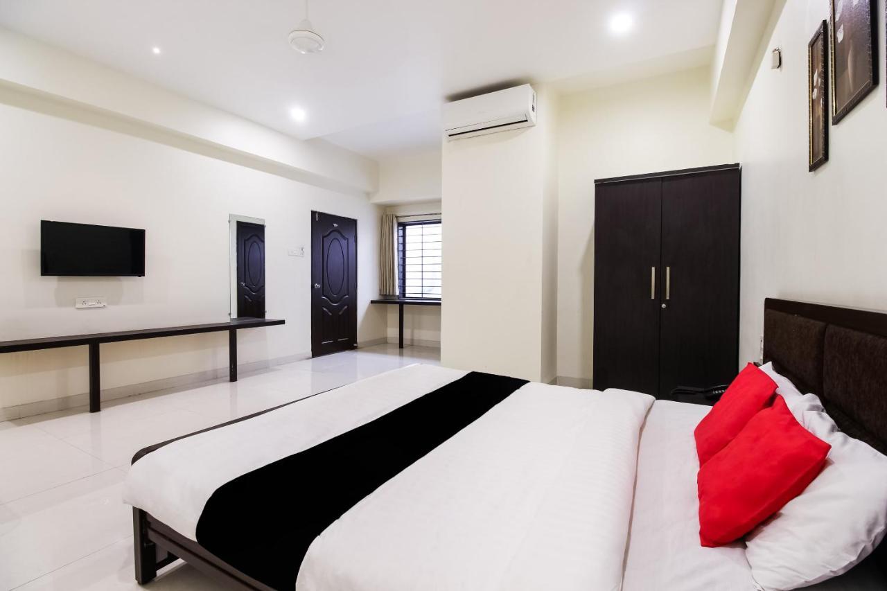 Capital O70964 Hotel D Mercy Nagpur Eksteriør bilde