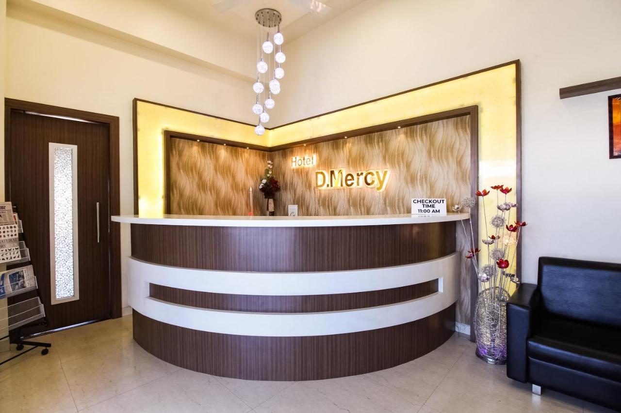 Capital O70964 Hotel D Mercy Nagpur Eksteriør bilde